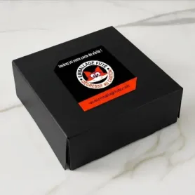 Boîte pâtissière avec encoches